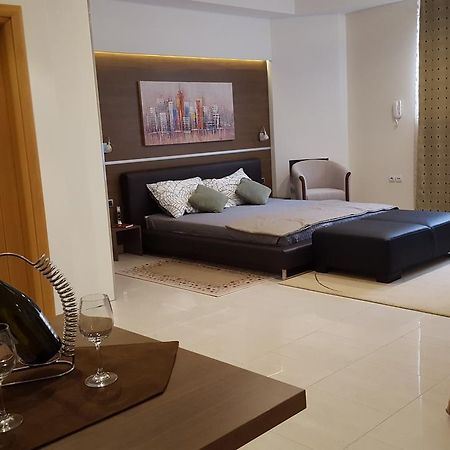 Centar Lux Vrsac 아파트 외부 사진
