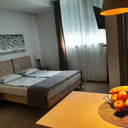 Centar Lux Vrsac 아파트 외부 사진