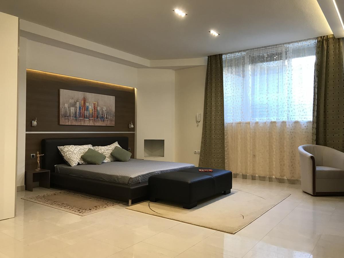 Centar Lux Vrsac 아파트 외부 사진