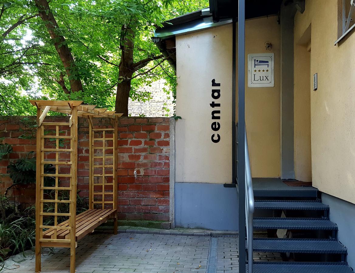 Centar Lux Vrsac 아파트 외부 사진