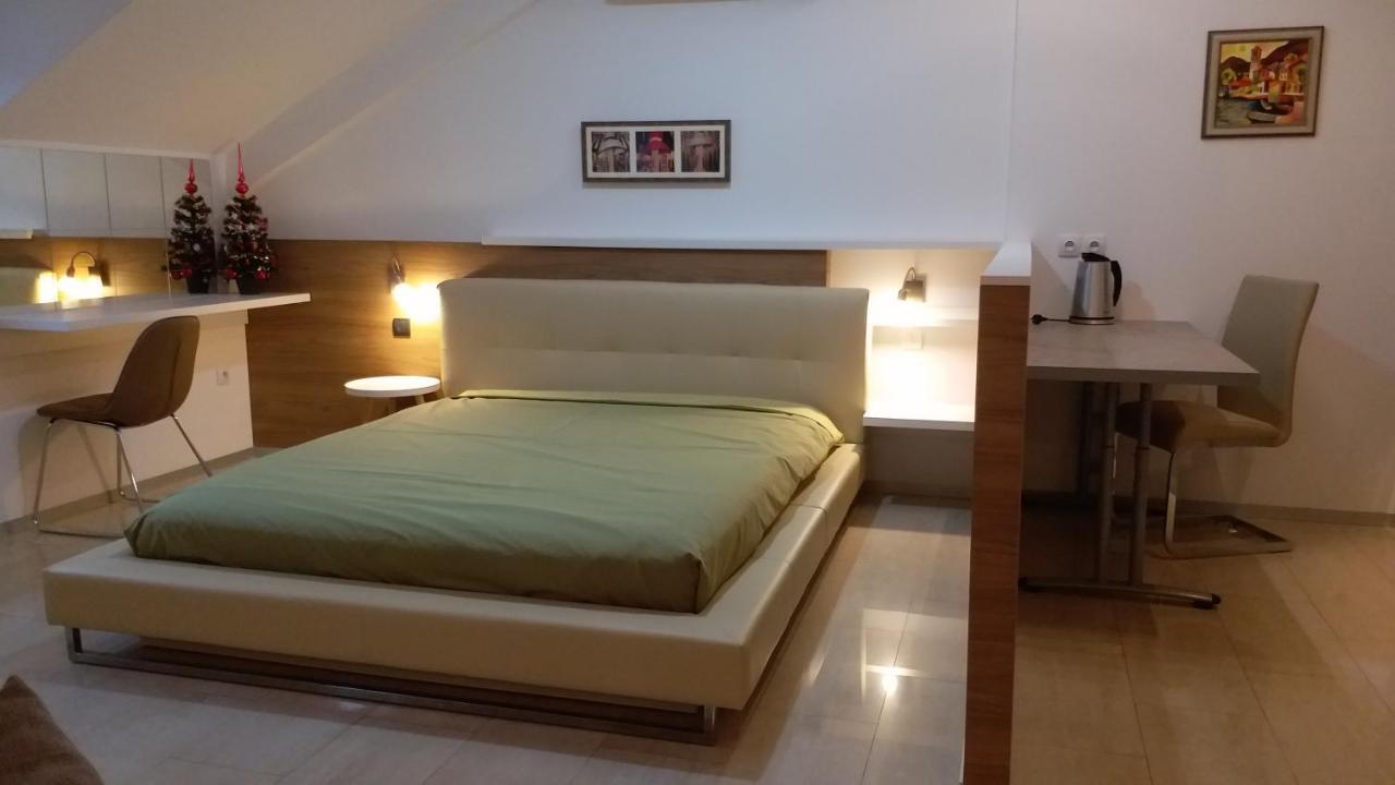 Centar Lux Vrsac 아파트 외부 사진