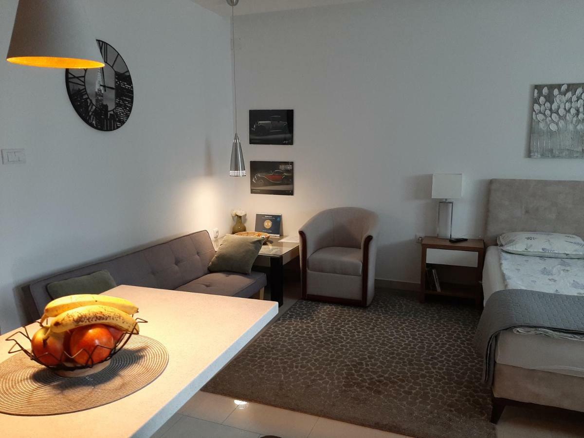 Centar Lux Vrsac 아파트 외부 사진